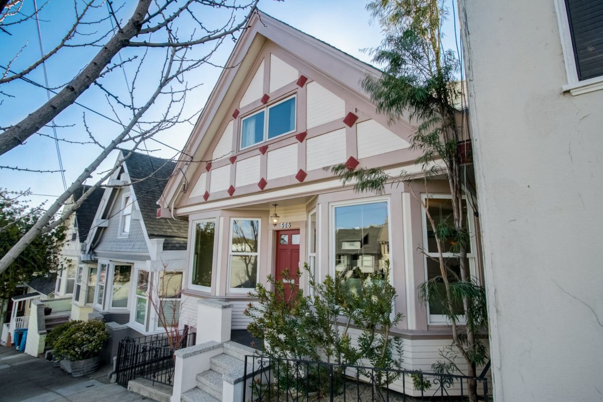 Picking best exterior paint
